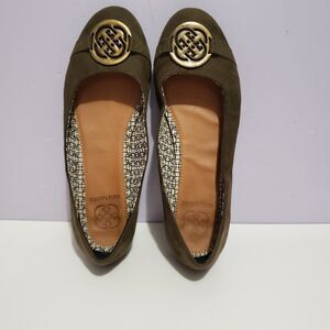 Daisy Fuentes Green Suede Women's Flat Dress Casual Dress Sz 8.5